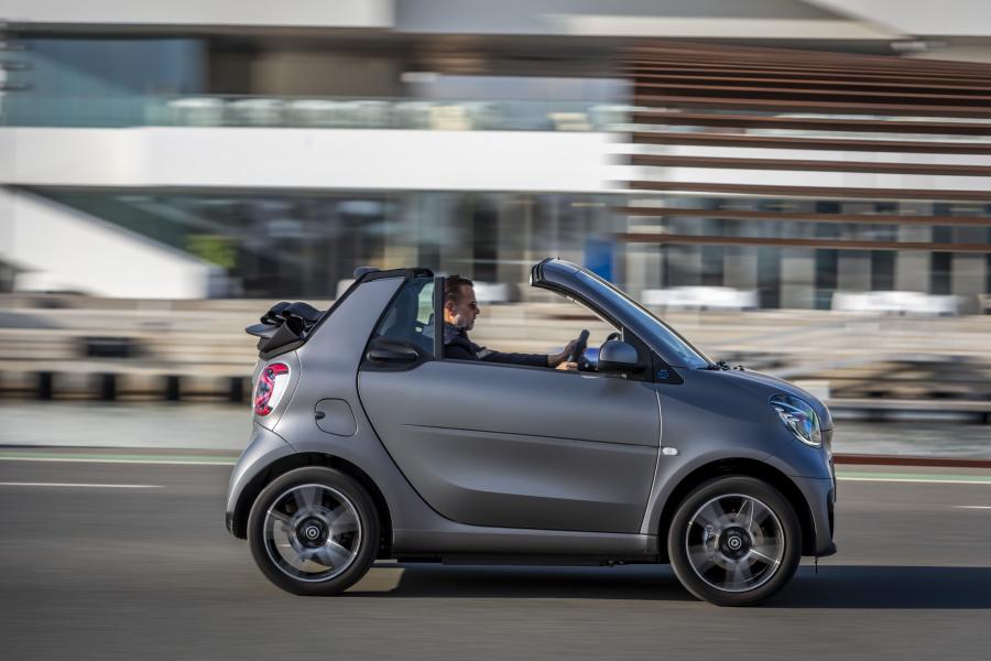  Smart EQ ForTwo Pulse Cabrio (A453) 2020 года  (WW) (фото 5 из 42)